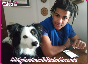 Sì è conlcuso lunedì 12 ottobre il contest fotografico “I migliori amici di Radio Gioconda”, che, per tutta l’estate, ha invitato i nostri ascoltatori a inviare alla redazione della radio un selfie insieme con il proprio animaletto da compagnia, da pubblicare sui nostri social, per aggiudicarsi la radiolina digitale firmata “Radio Gioconda”. La foto che ha ottenuto più like è quelle che ritrae Chen insieme alla bellissima Kira. In tutto hanno totalizzato ben 469 voti. Grazie a tutti coloro che hanno partecipato al concorso, che riproporremo nei porssimi mesi, e complimenti ai vincitori.