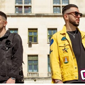 La CFcrew, composta dai fratelli gemelli Pacho e Sander, sarà protagonista della puntata del 14 maggio di "Riflettore". La formazione, che ha debuttato nel 2012, lo scorso 21 aprile ha pubblicato il singolo “Destino”, i cui ingredienti principali sono sonorità electro e un ritmo up che richiama l’atmosfera ‘80s. La CFcrew, in questa prima parte del 2021, non soltanto ha proposto al grande pubblico un nuovo brano, ma ha anche dato il via a nuovo capitolo artistico diretto dal sound engineer Ricky Carioti, ora produttore e manager della formazione. Ricky Carioti, che da diverso tempo lavora con la cantante Elisa, vede nella CFcrew, come egli stesso ha dichiarato, “un potenziale che meriterebbe di essere riconosciuto a livello nazionale”. La formazione è attualmente al lavoro per la pubblicazione di un album, il primo della carriera.