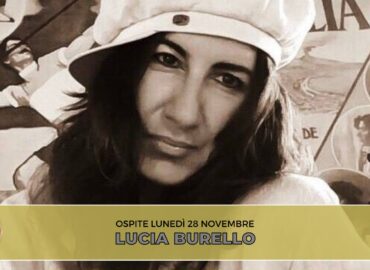 La giornalista e scrittrice Lucia Burello è l'ospite della nuova puntata di "Chi ben comincia", in onda lunedì 28 novembre.La sua nuova opera letteraria, pubblicata lo scorso 19 novembre, si intitola  “Più culo o sentimento”. Il libro racconta e celebra 47 anni di carriera del trio musicale più famoso del Friuli-Venezia Giulia “Frizzi Comini Tonazzi”. Passato alle cronache come pioniere della musica demenziale, il gruppo ha all’attivo 20 album, di cui tre prodotti da Caterina Caselli. Lucia Burello, che ha affiancato in qualità di editor l'attore Paolo Villaggio, scrivendo con lui undici libri, e che ha pubblicato diversi testi tra cui "Dannato Friuli. Storie di antichi omicidi per il dopocena" e Delitti e passioni in Friuli", su Radio Gioconda, lunedì prossimo, racconterà del nuovo libro in compagnia di uno dei suoi protagonisti, Enrico Tonazzi. La presentazione ufficiale di “Più culo o sentimento” si terrà il 1 dicembre alla “Casa della Contadinanza” a Udine. L’evento, aperto al pubblico, sarà condotto da Carlo Tolazzi e vedrà la partecipazione dell’autrice oltre a quella del trio musicale.