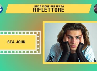 Sea John, pseudonimo di Giovanni Maresca, è l”ospite della nuova puntata di “Riflettore” in onda venerdì 16 febbraio alle 14.30 (replica ore 20.30).